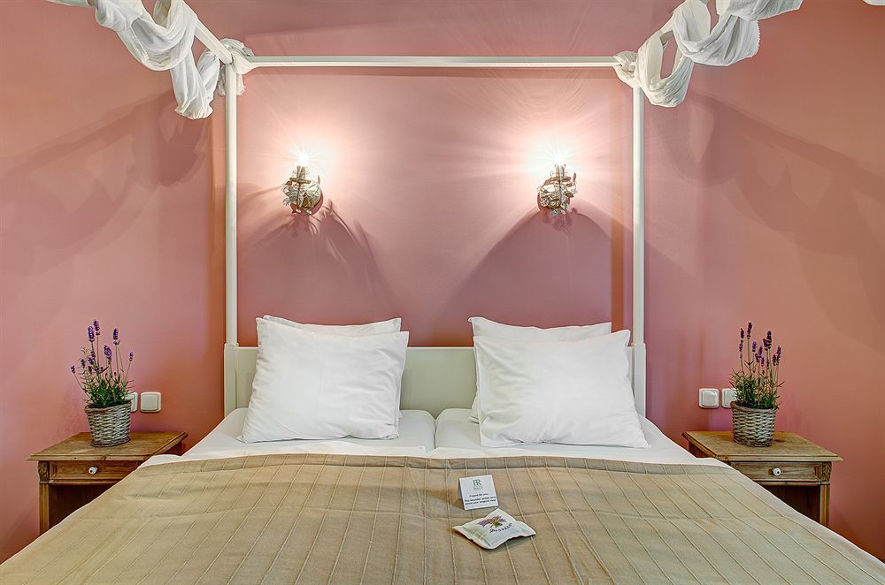 ซิกซ์ คอนติเนนตัล Apartment ปราก ภายนอก รูปภาพ