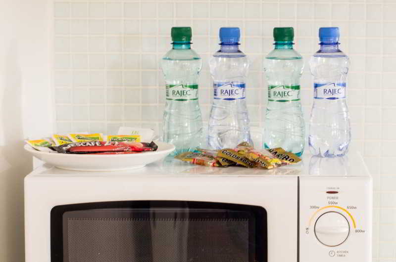 ซิกซ์ คอนติเนนตัล Apartment ปราก ภายนอก รูปภาพ